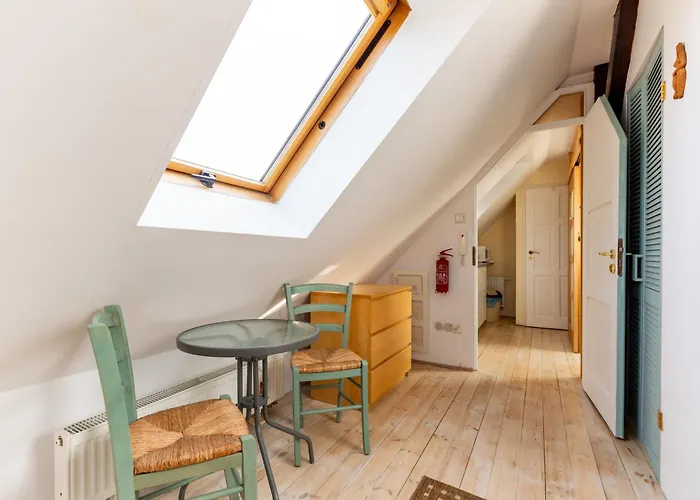 Seaside Vista By Bookinghost